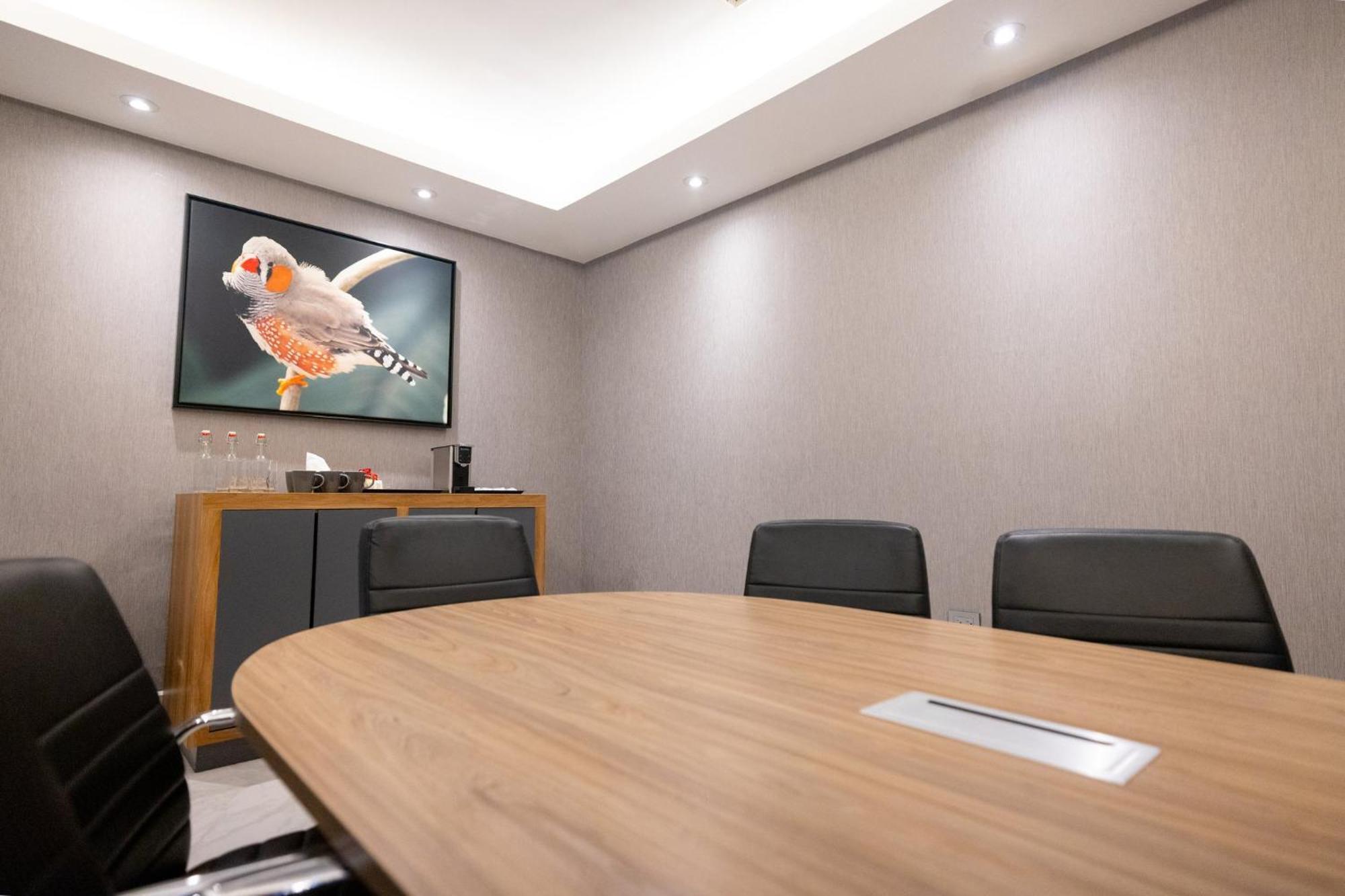 Voco Saltillo Suites By Ihg Екстериор снимка