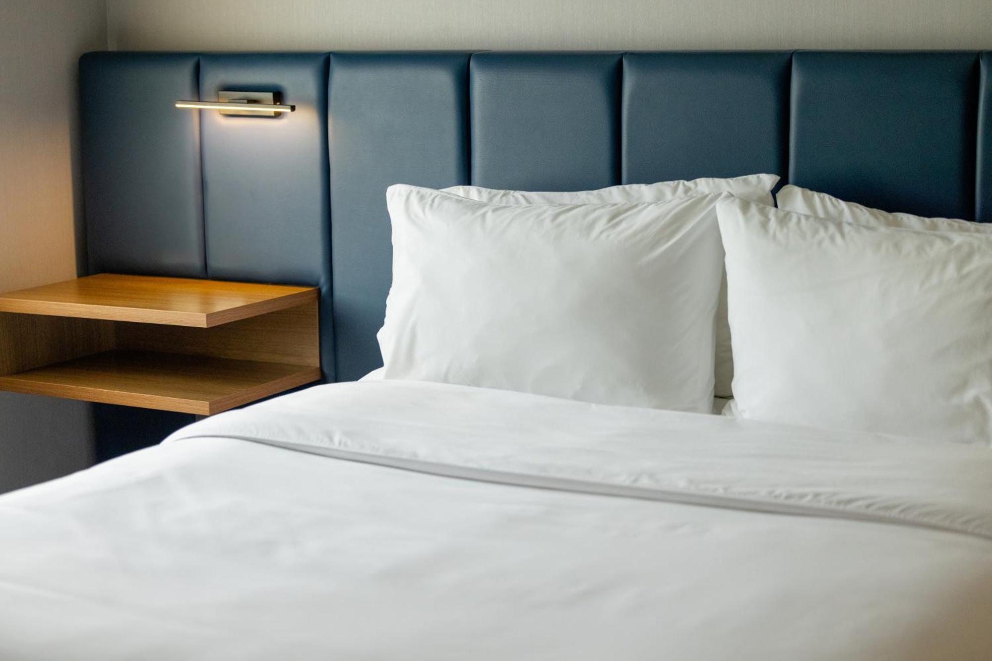 Voco Saltillo Suites By Ihg Екстериор снимка