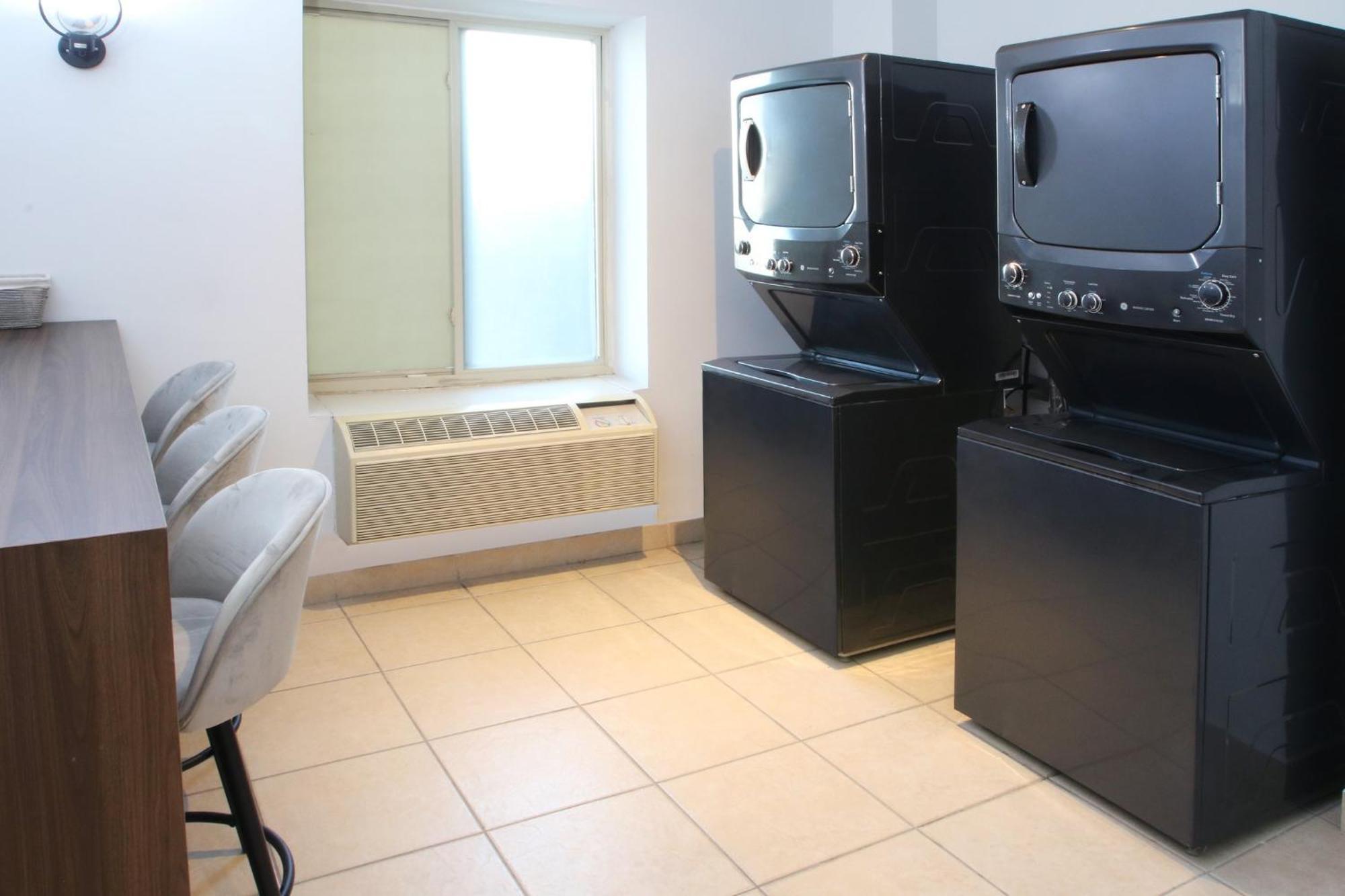 Voco Saltillo Suites By Ihg Екстериор снимка