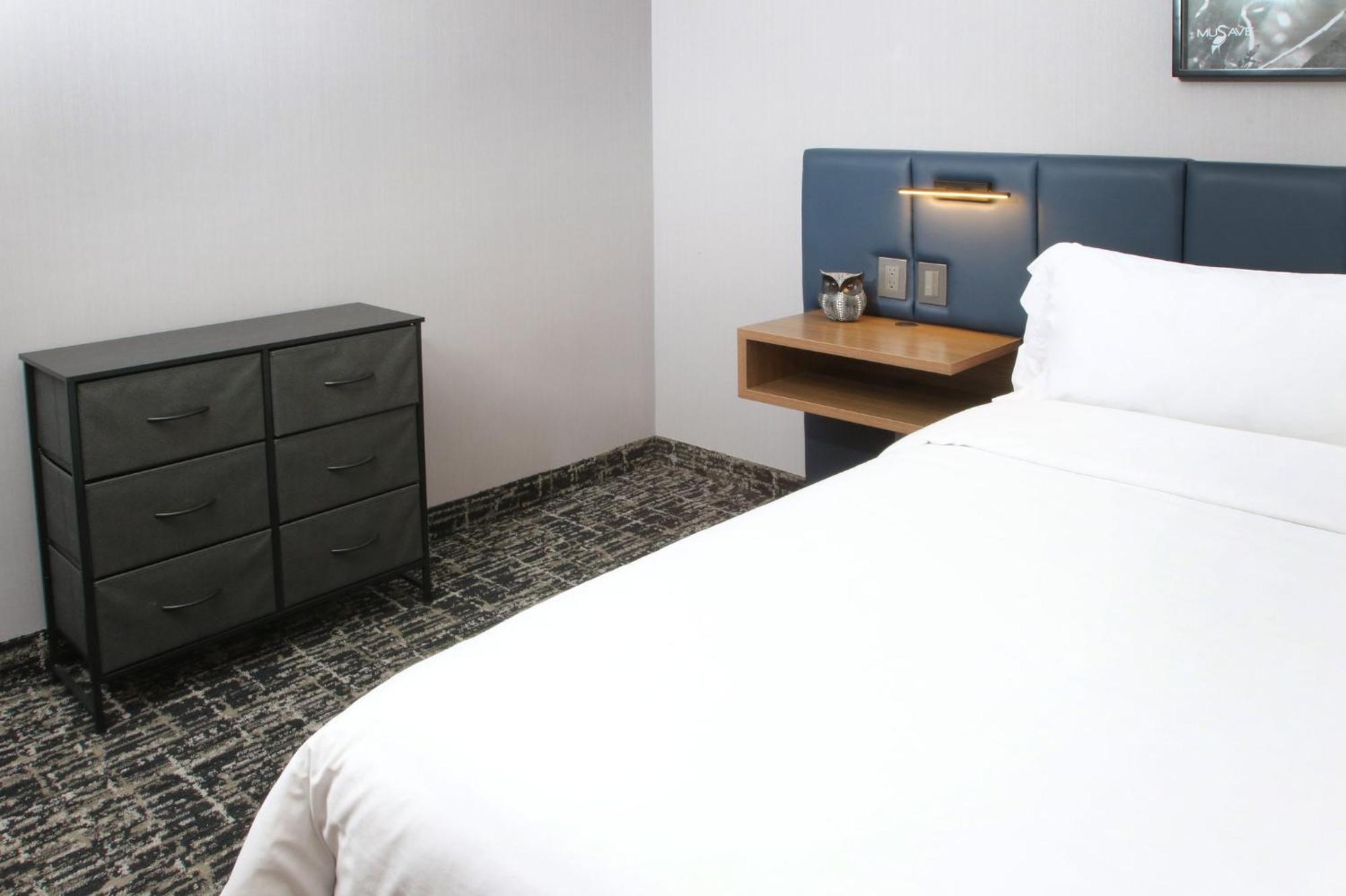 Voco Saltillo Suites By Ihg Екстериор снимка